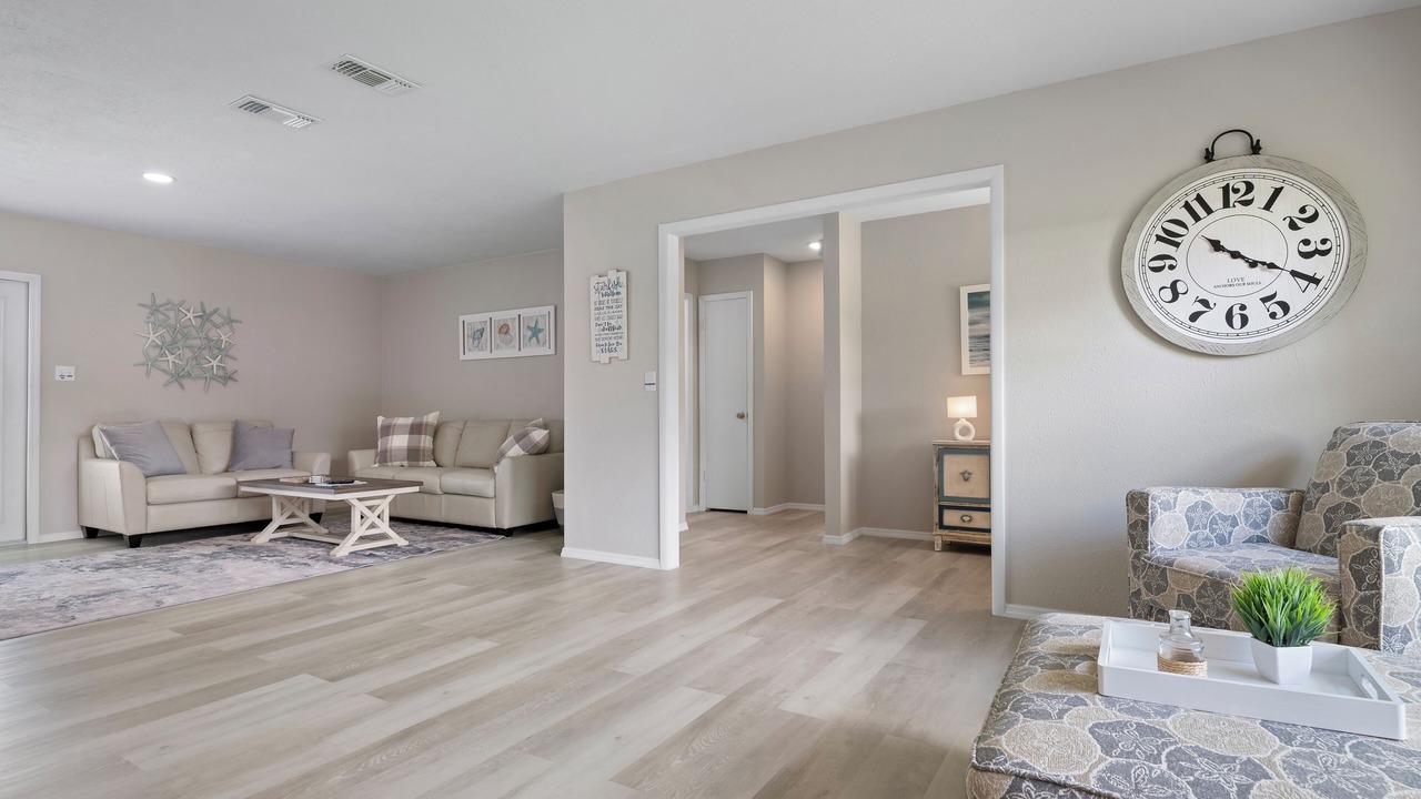 Photo of Livingroom in West Bradenton