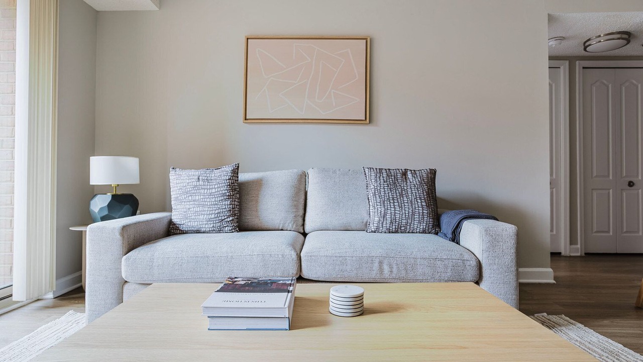 Photo of Livingroom in Connecticut Ave - K Street