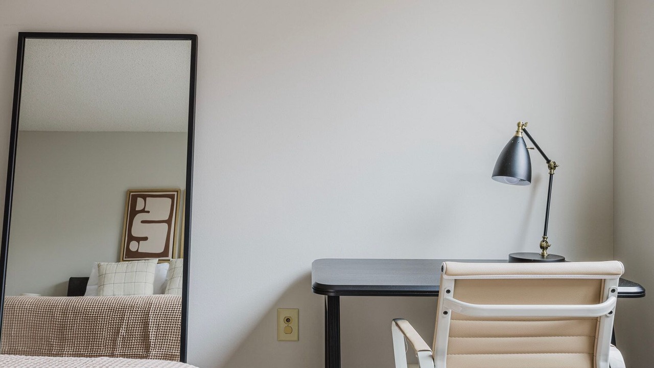 Photo of Bedroom in Connecticut Ave - K Street