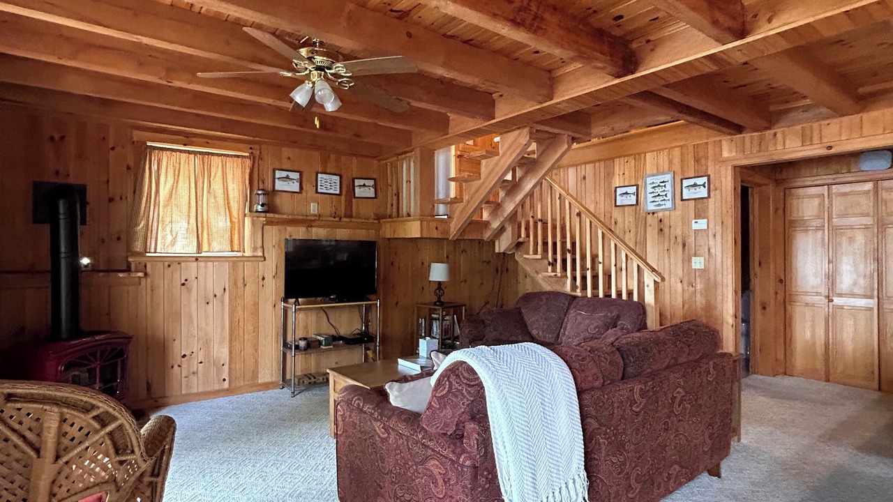 Photo of Livingroom in Otis