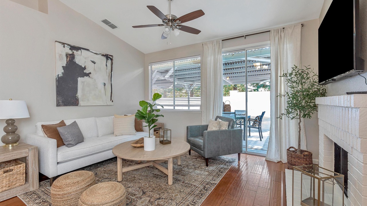 Photo of Livingroom in Folsom