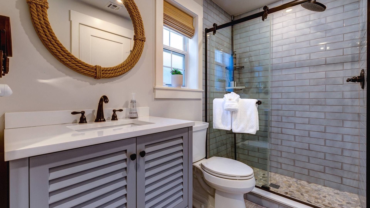 Photo of Bathroom in Sugarloaf Key