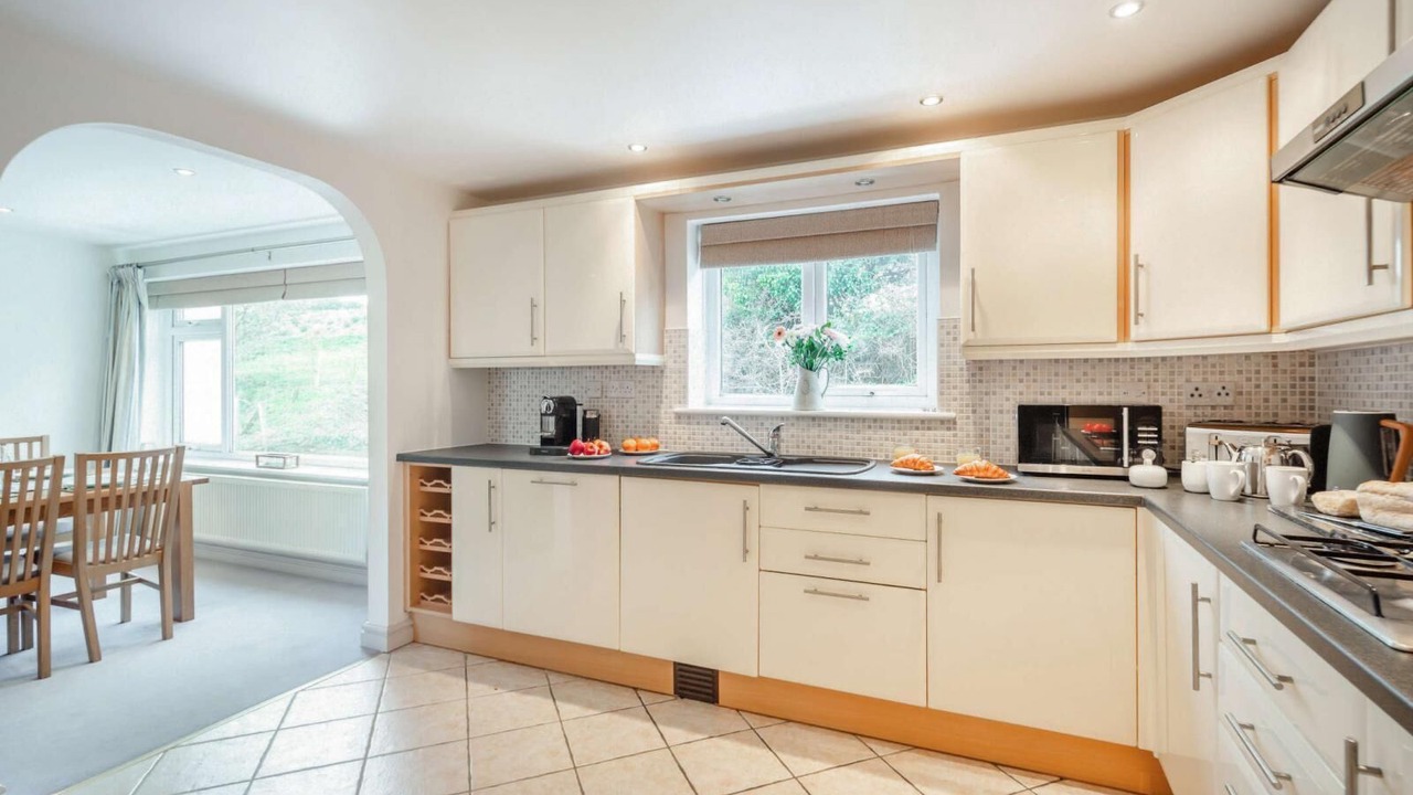 Photo of Kitchen in Abersoch