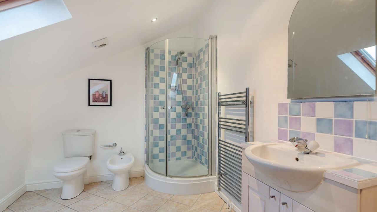 Photo of Bathroom in Abersoch