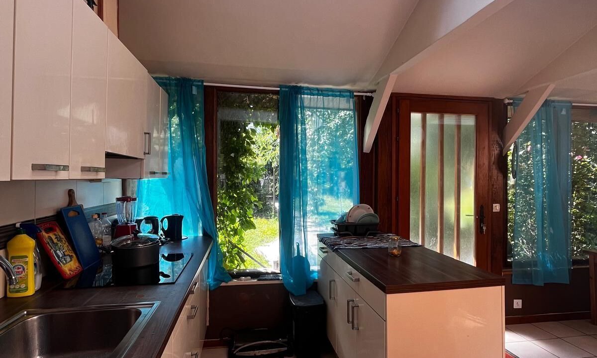 Photo of Kitchen in Sainte-Genevieve-des-Bois