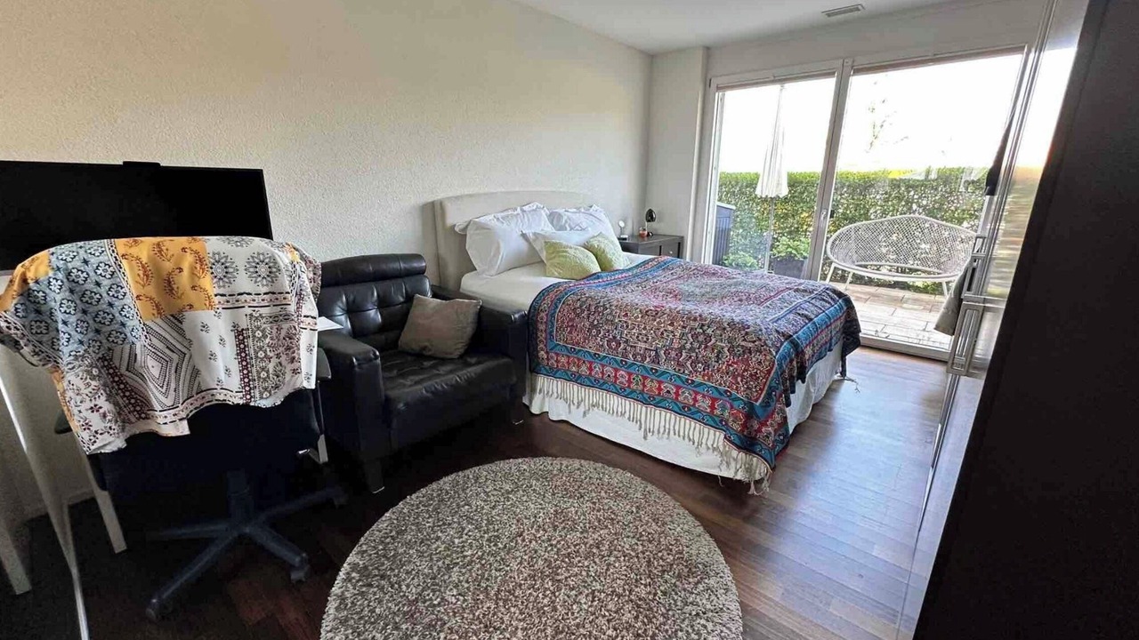 Photo of Bedroom in Horgen District