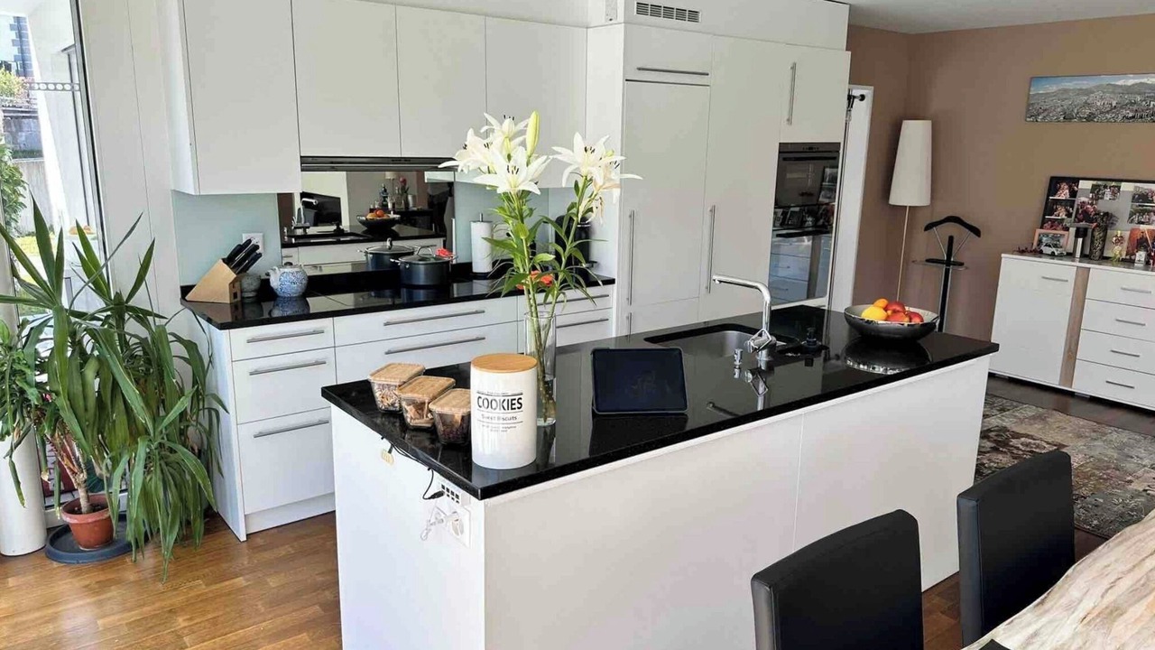 Photo of Kitchen in Horgen District