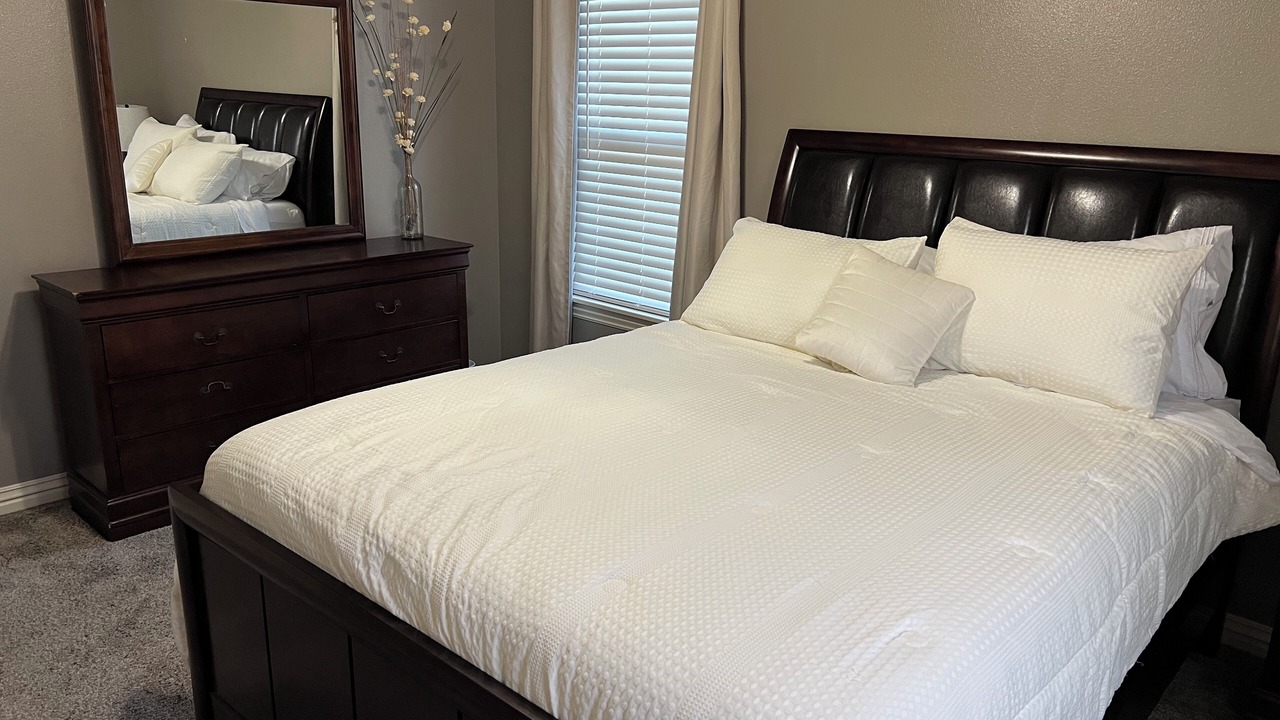 Photo of Bedroom in Tahlequah