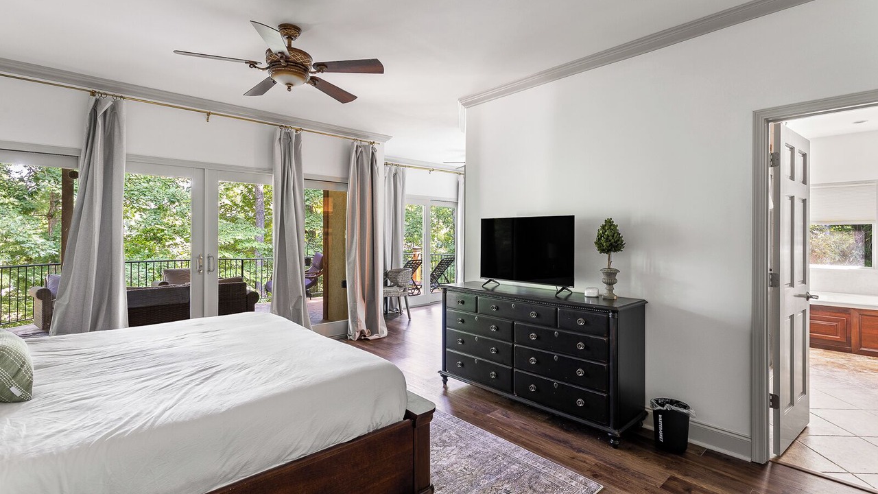 Photo of Bedroom in Saxony Forest