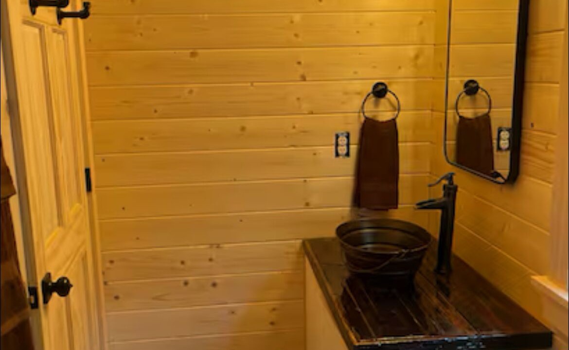 Photo of Bathroom in Great Cacapon