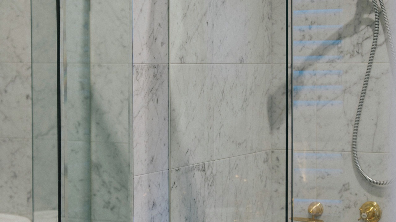 Photo of Bathroom in Kew