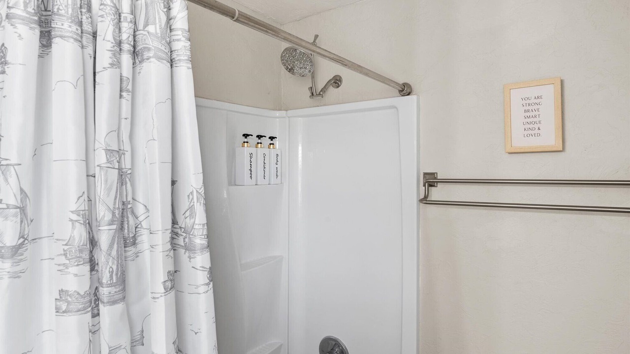 Photo of Bathroom in Oracle