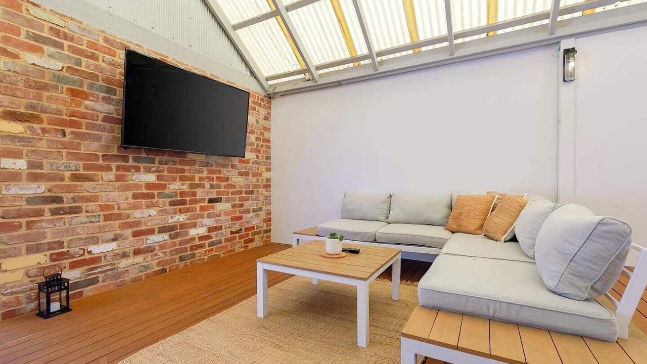 Photo of Livingroom in Manning
