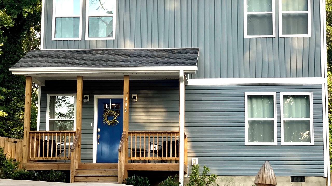 Photo of Outdoor in Oakley