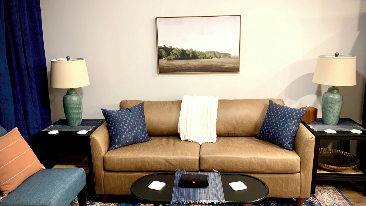 Photo of Livingroom in Oakley