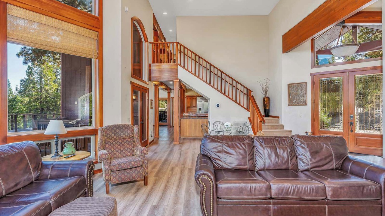 Photo of Livingroom in Granite Ridge
