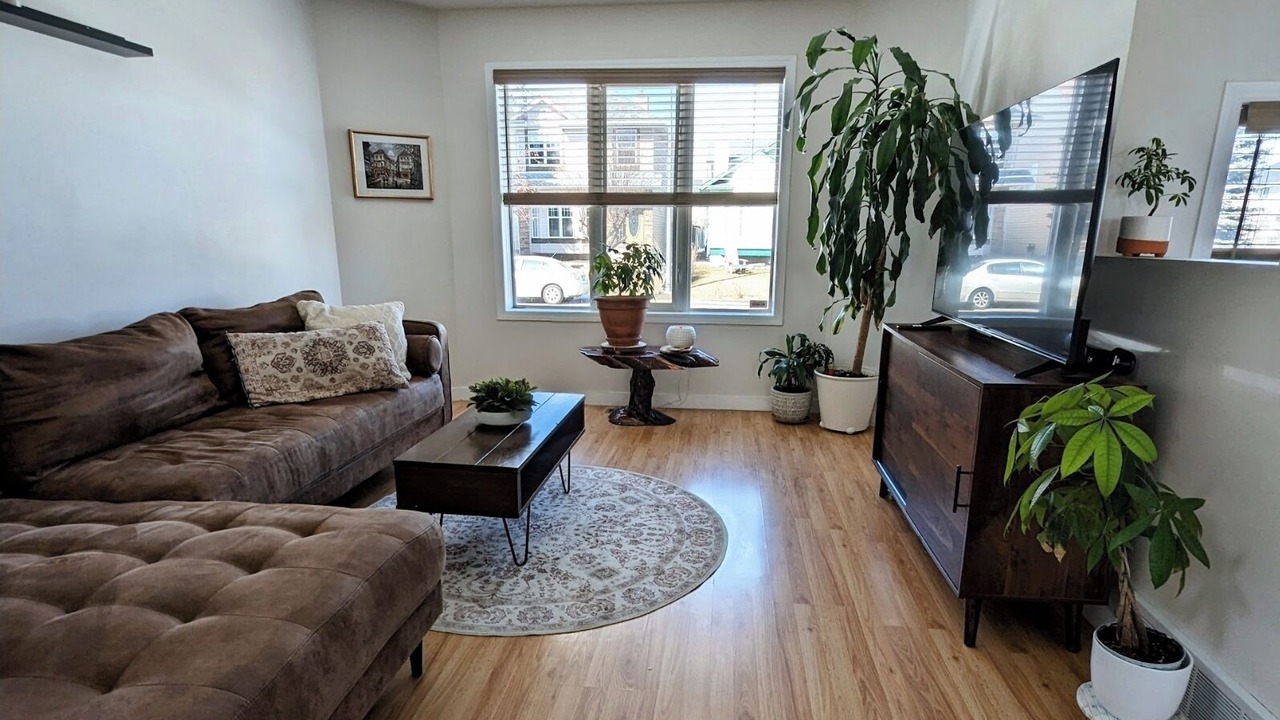 Photo of Livingroom in Calgary