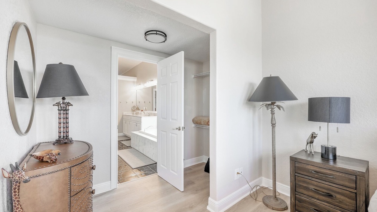 Photo of Bedroom in Eight Lakes