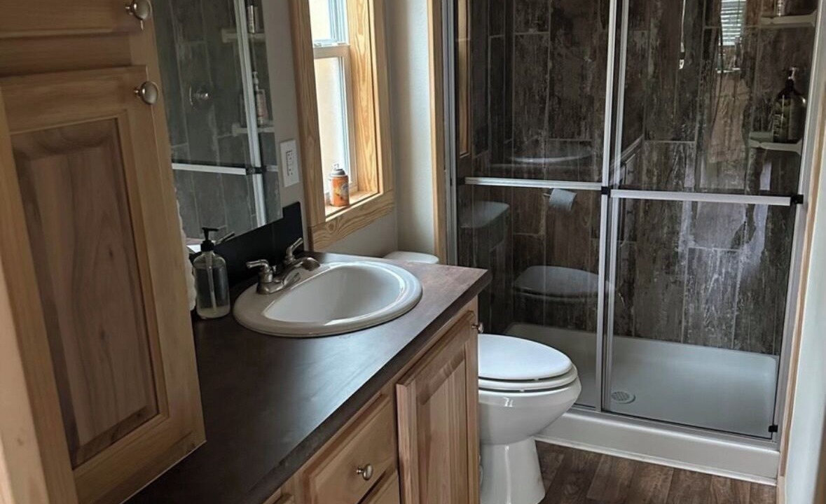 Photo of Bathroom in Pottsboro