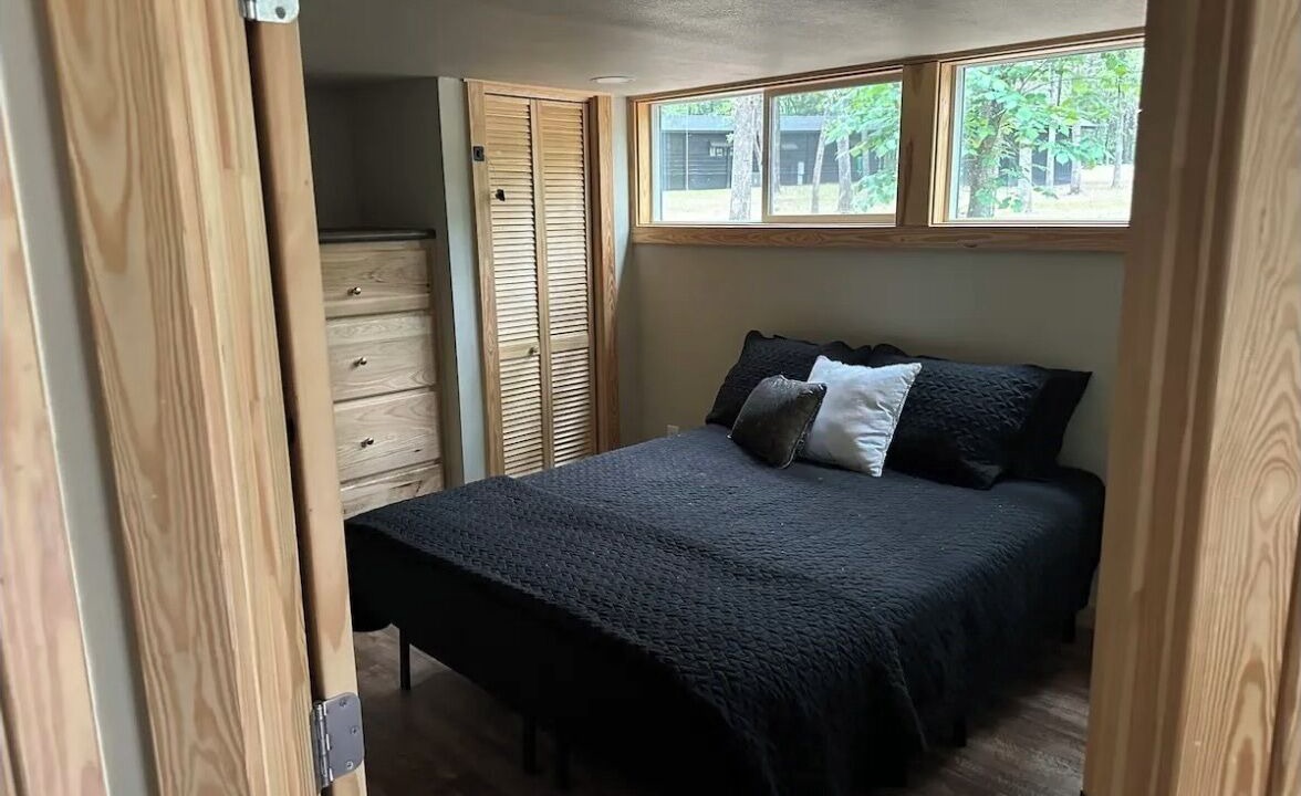 Photo of Bedroom in Pottsboro