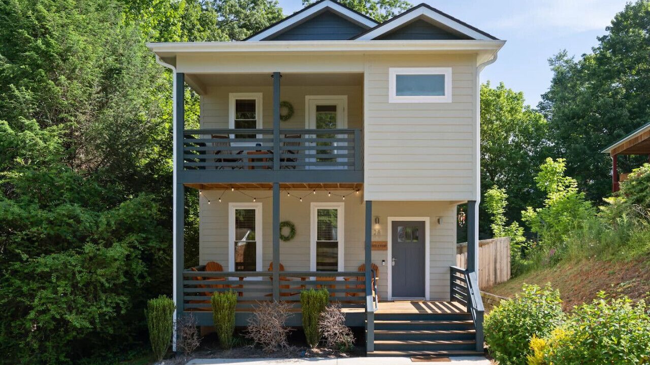 Photo of Outdoor in Oakley