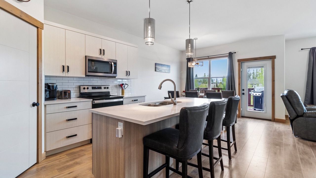 Photo of Kitchen in Sylvan Lake
