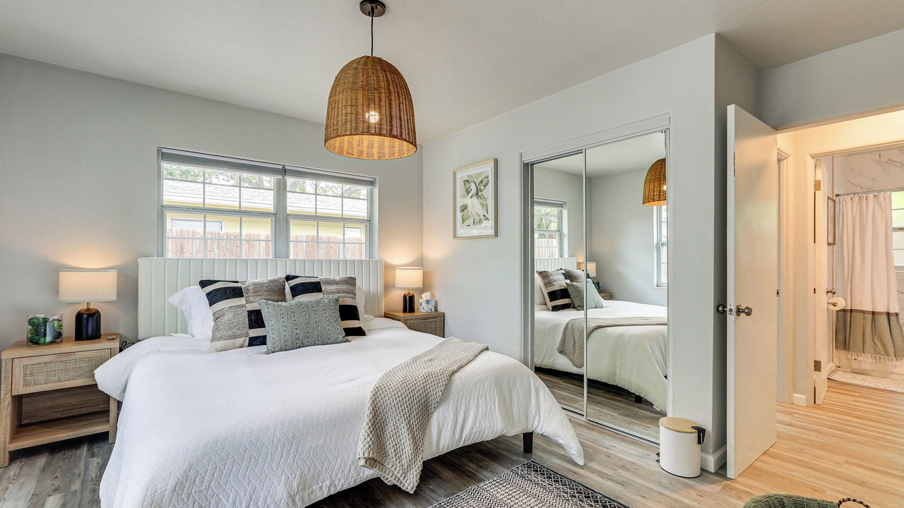 Photo of Bedroom in Gillespie Park