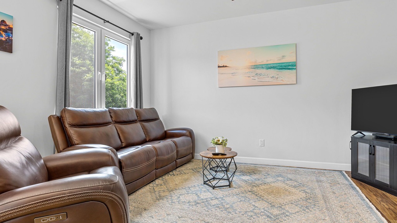 Photo of Livingroom in Boiling Springs