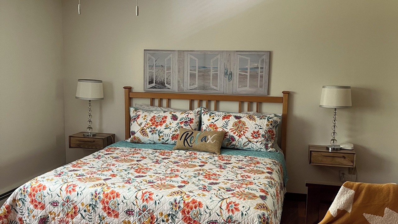 Photo of Bedroom in Lakeville