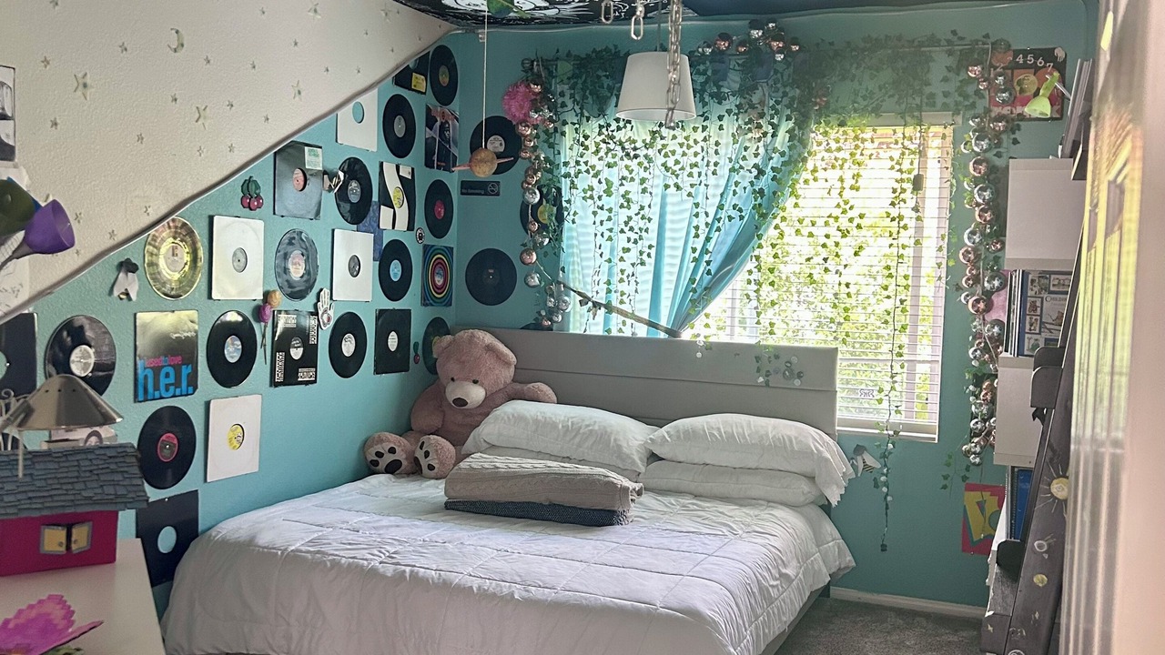 Photo of Bedroom in Cloverdale