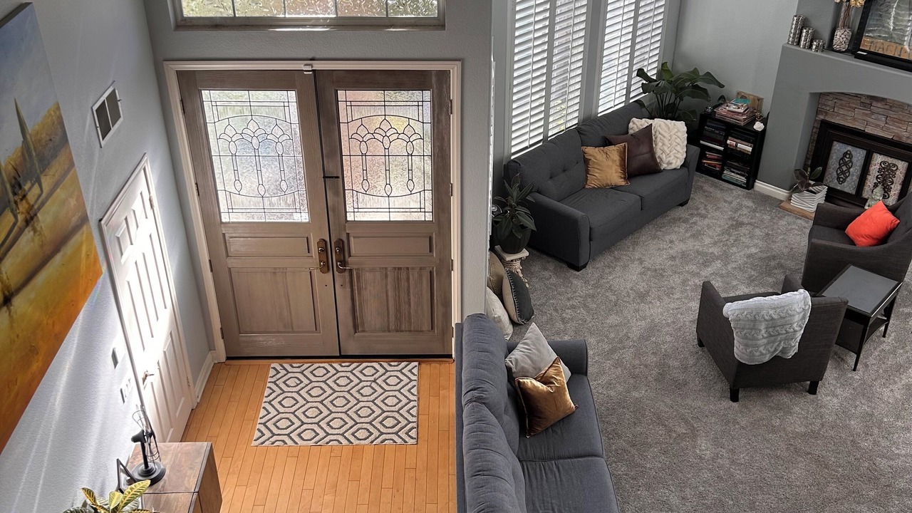 Photo of Livingroom in Cloverdale