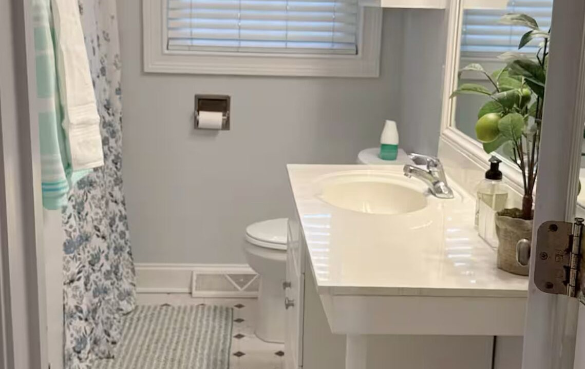 Photo of Bathroom in Duncan