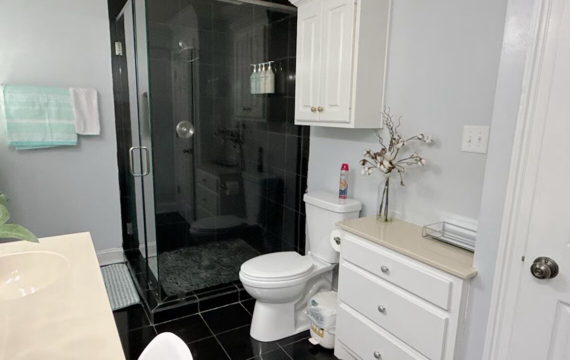 Photo of Bathroom in Duncan