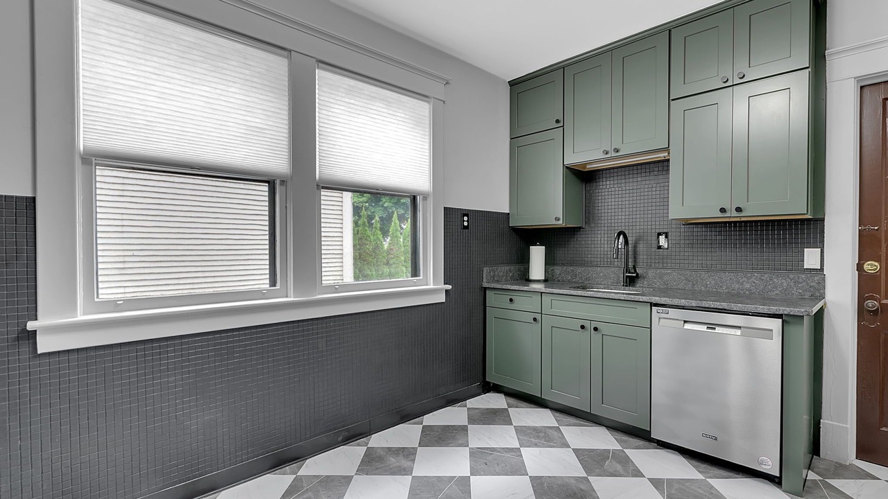 Photo of Kitchen in Front Park