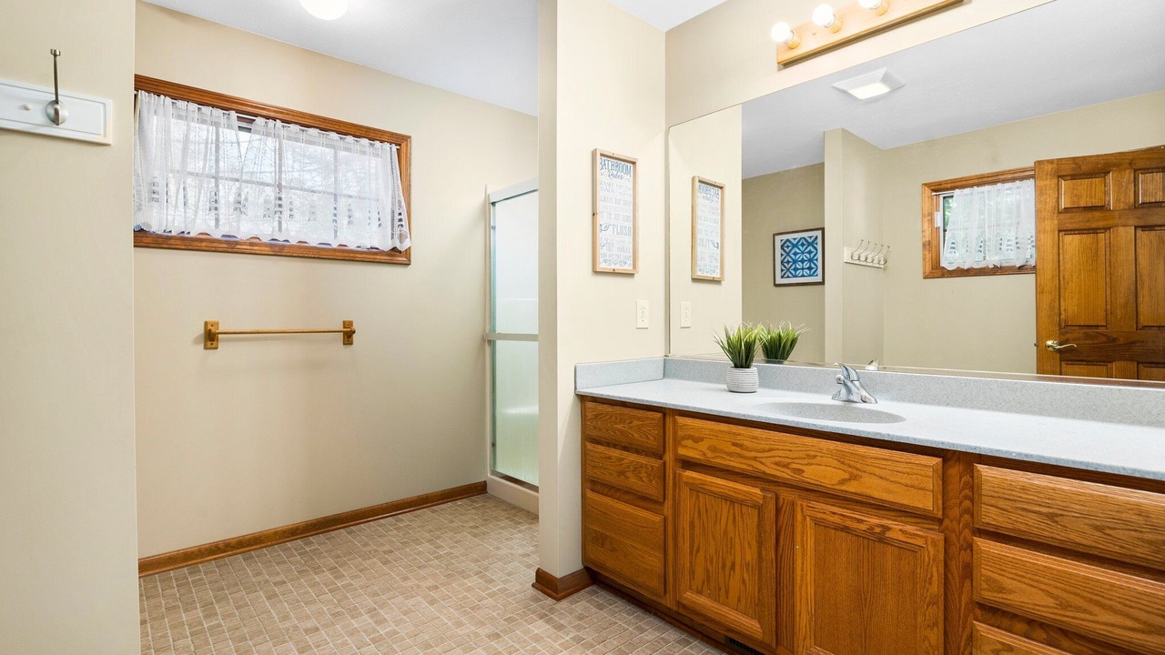 Photo of Bathroom in Silver Lake