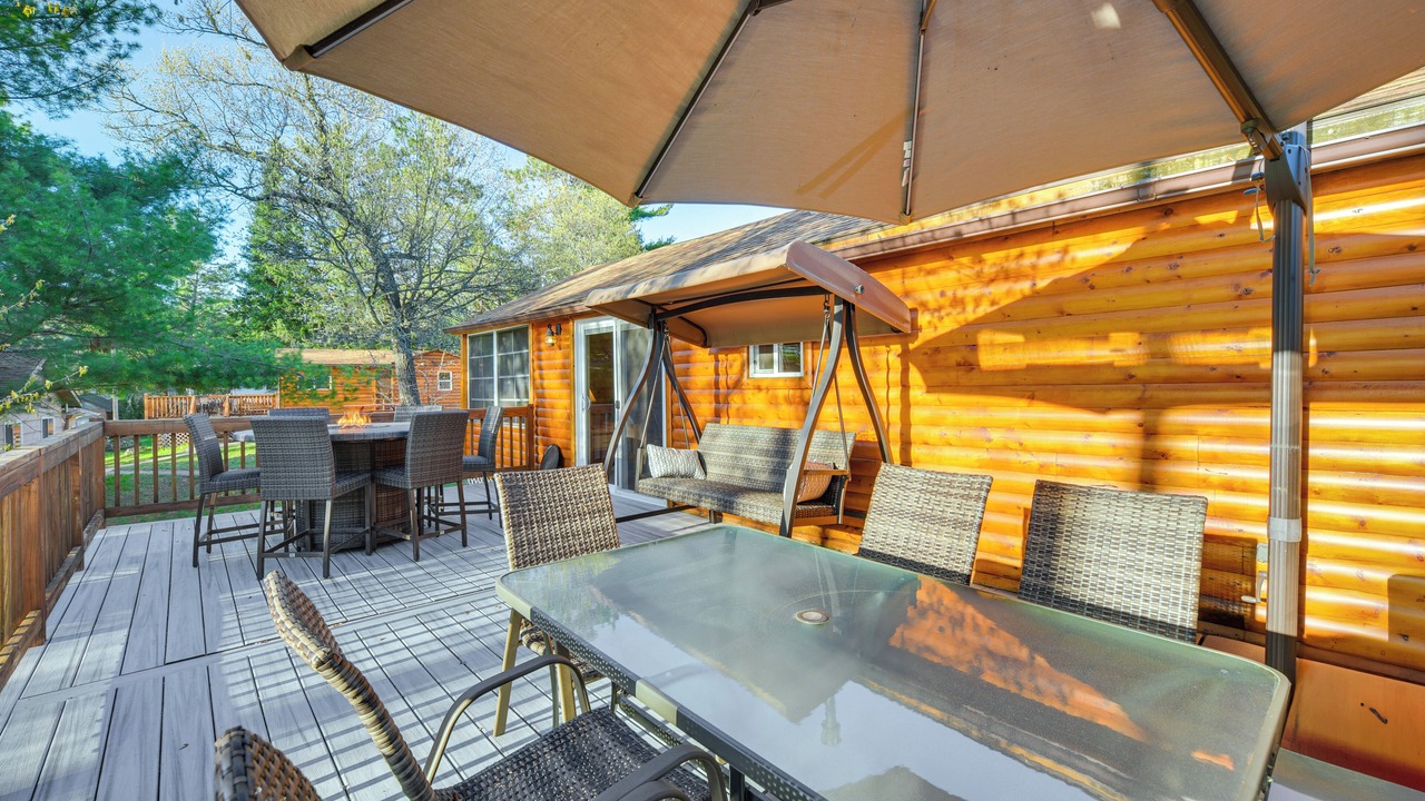 Photo of Outdoor in Markville
