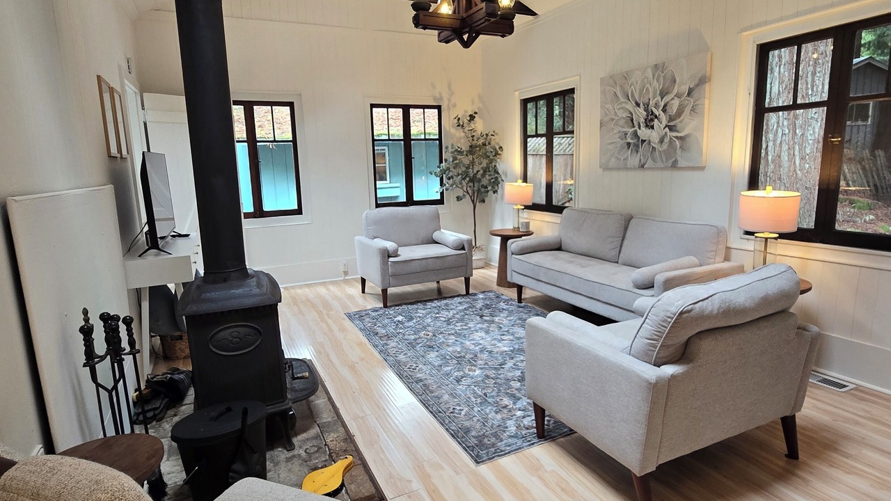 Photo of Livingroom in Boulder Creek