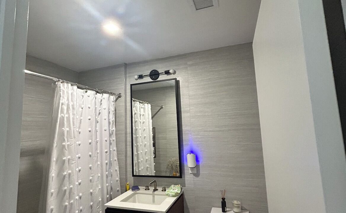 Photo of Bathroom in Flatbush