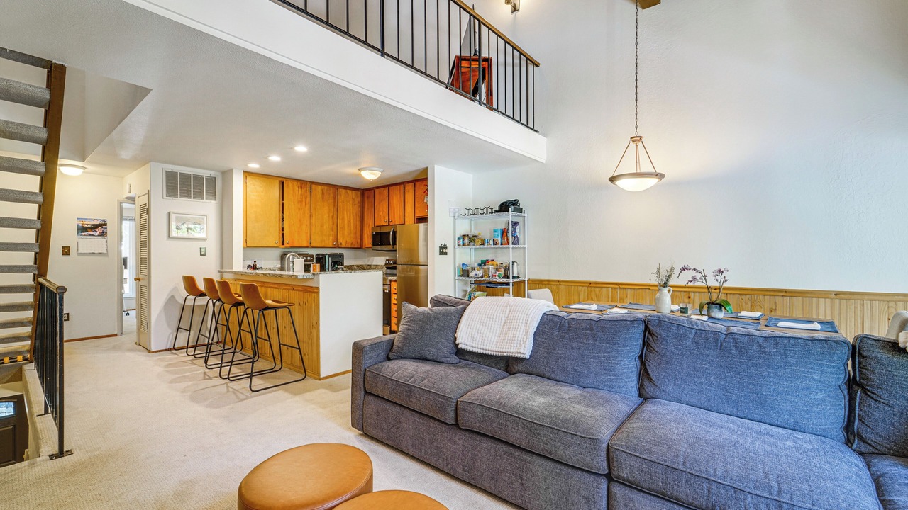 Photo of Livingroom in Carnelian Woods