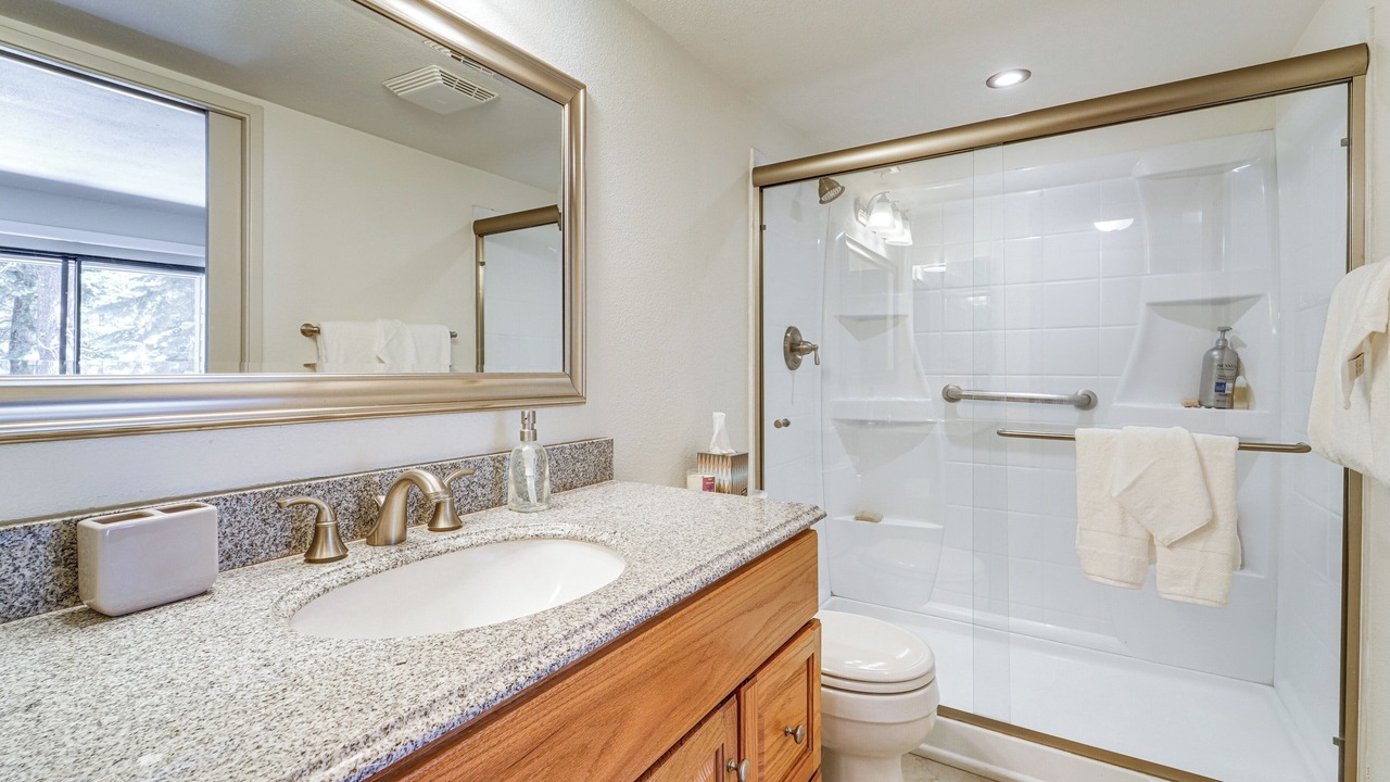 Photo of Bathroom in Carnelian Woods