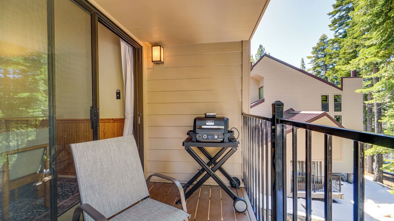 Photo of Patio Balcony in Carnelian Woods