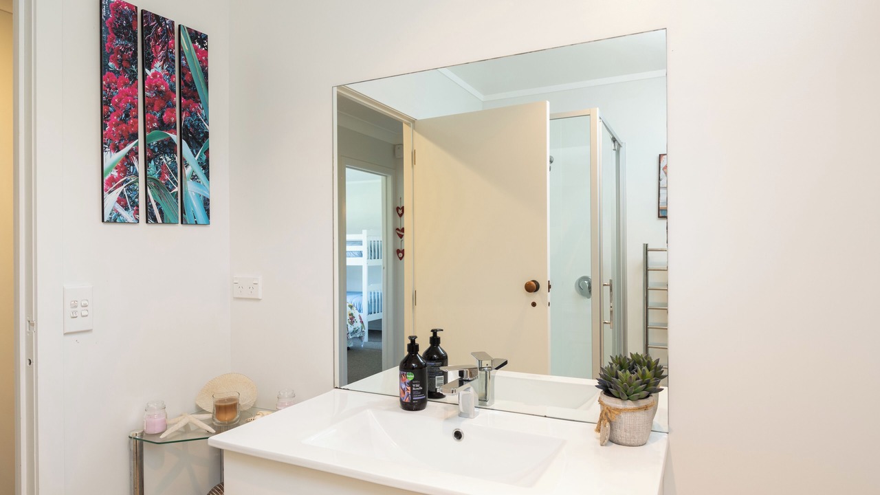 Photo of Bathroom in Haruru