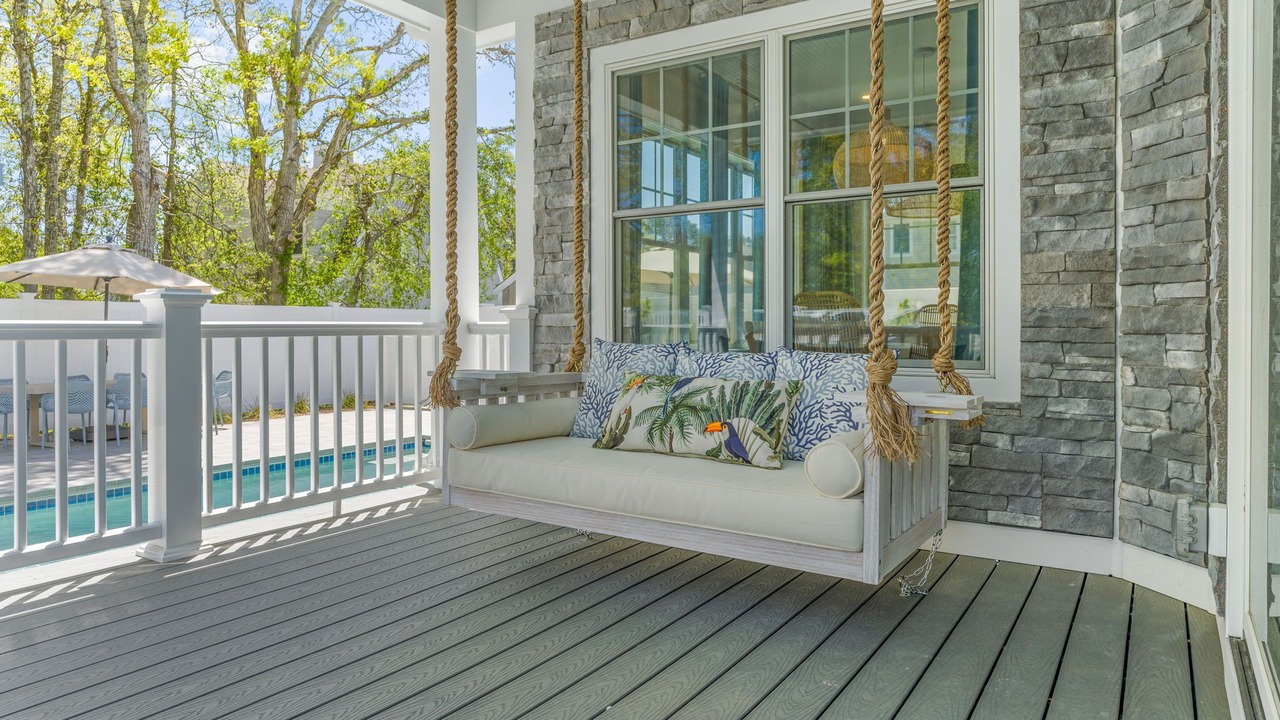 Photo of Outdoor in Popponesset