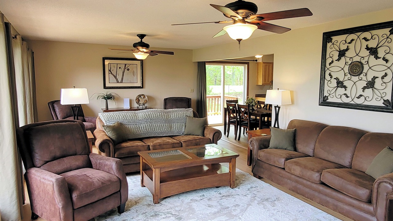 Photo of Livingroom in Sylvan Shores