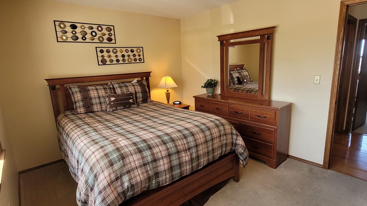 Photo of Bedroom in Sylvan Shores