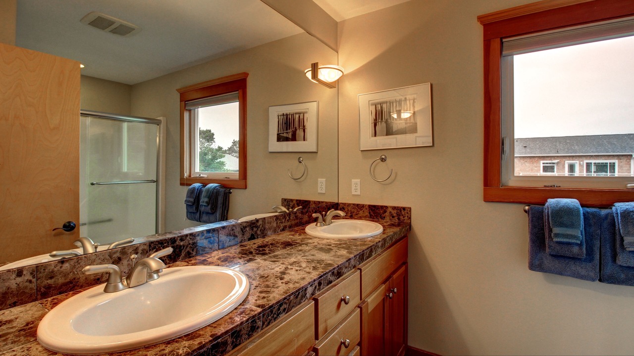 Photo of Bathroom in Tolovana Park