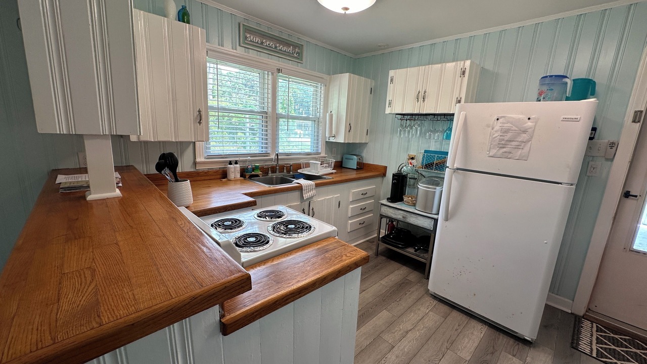 Photo of Kitchen in Sealevel