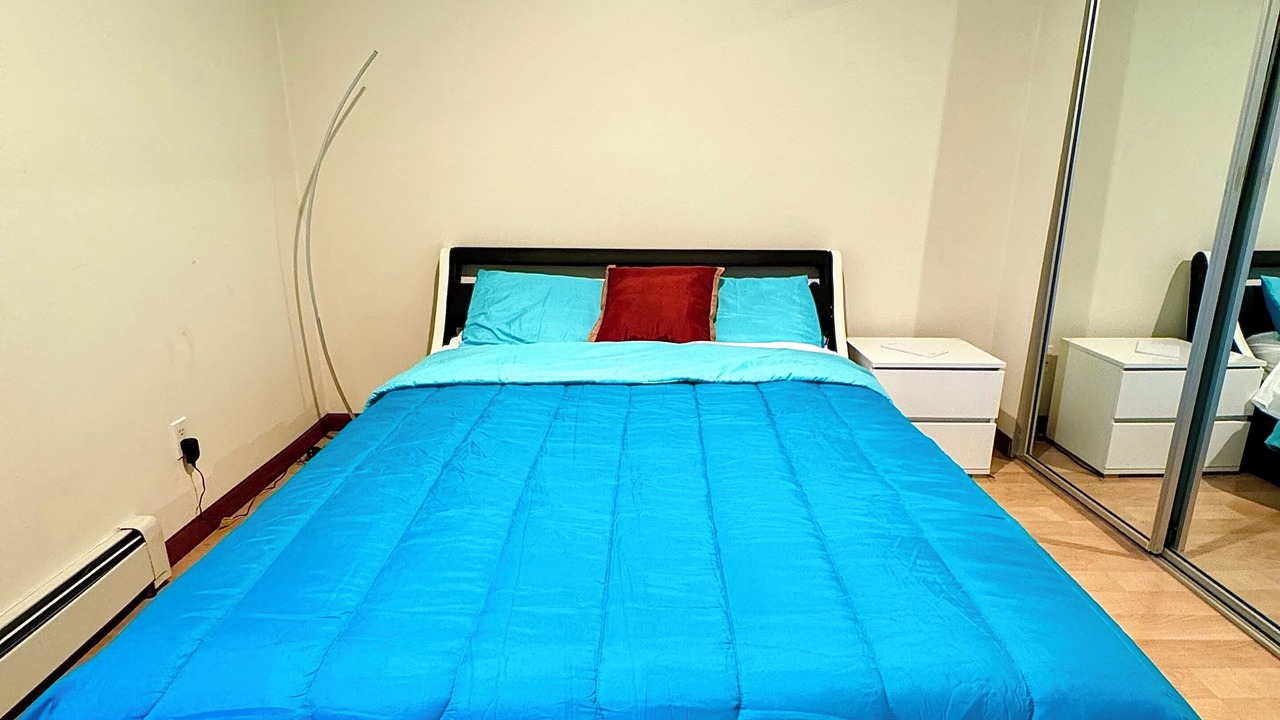 Photo of Bedroom in Fort Salonga