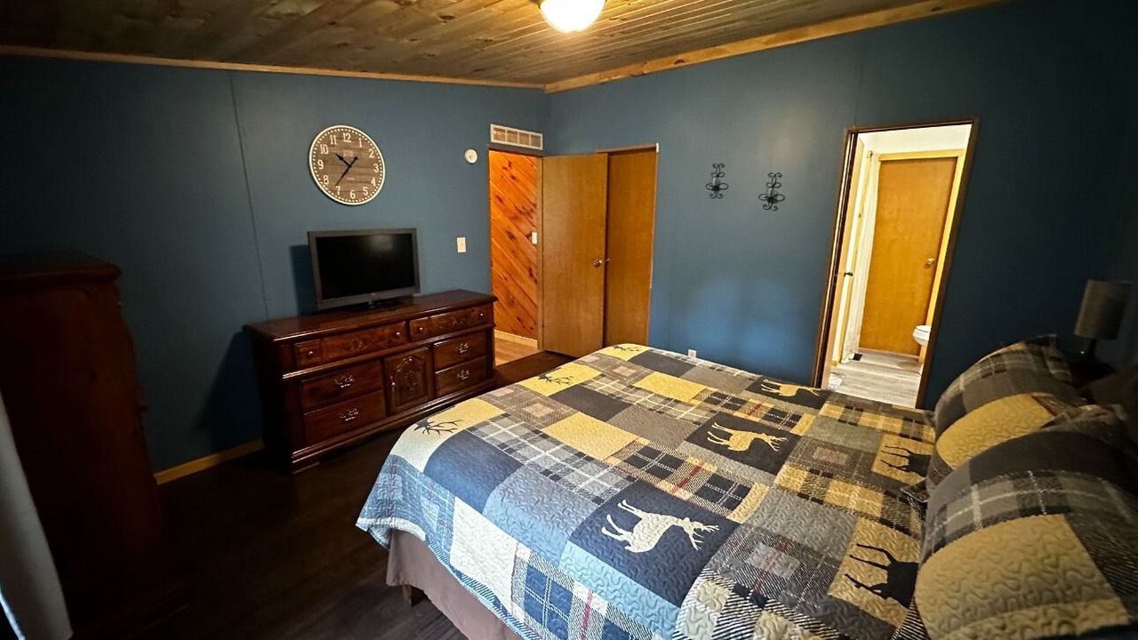 Photo of Bedroom in Gloversville