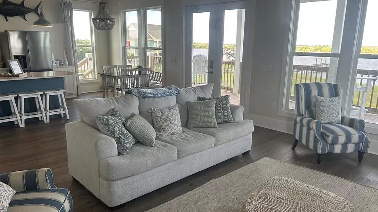 Photo of Livingroom in Hackberry